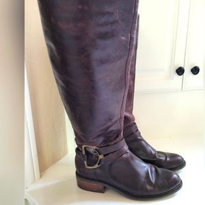 Jessica Simpson brown leather riding boots with goldish buckle